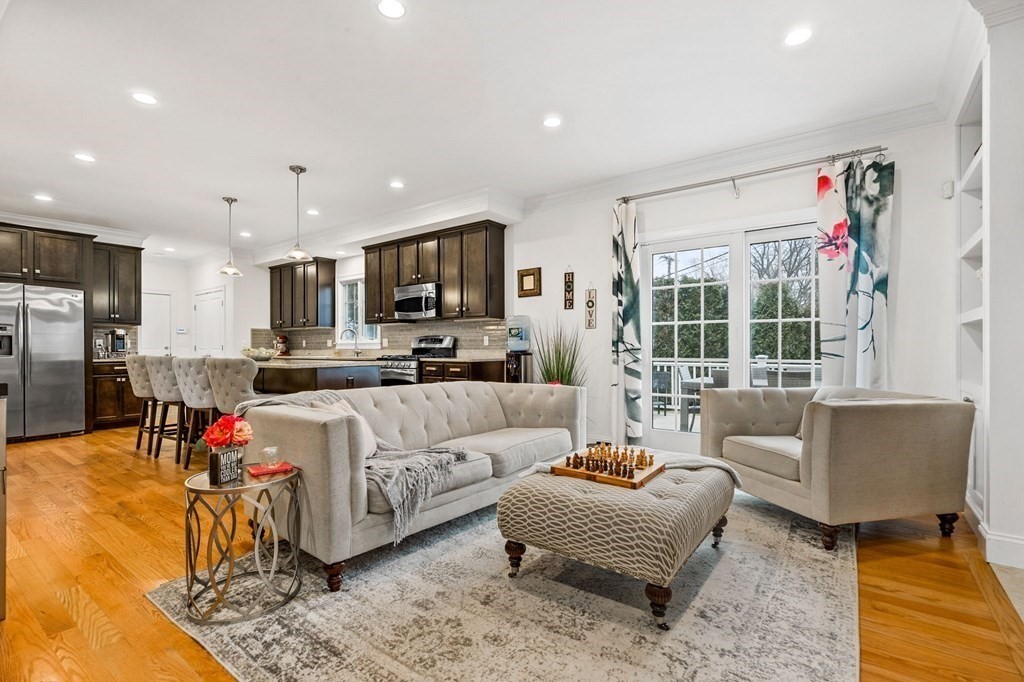 180 Culloden Drive Canton, MA 02021 - Photo 9 of 39