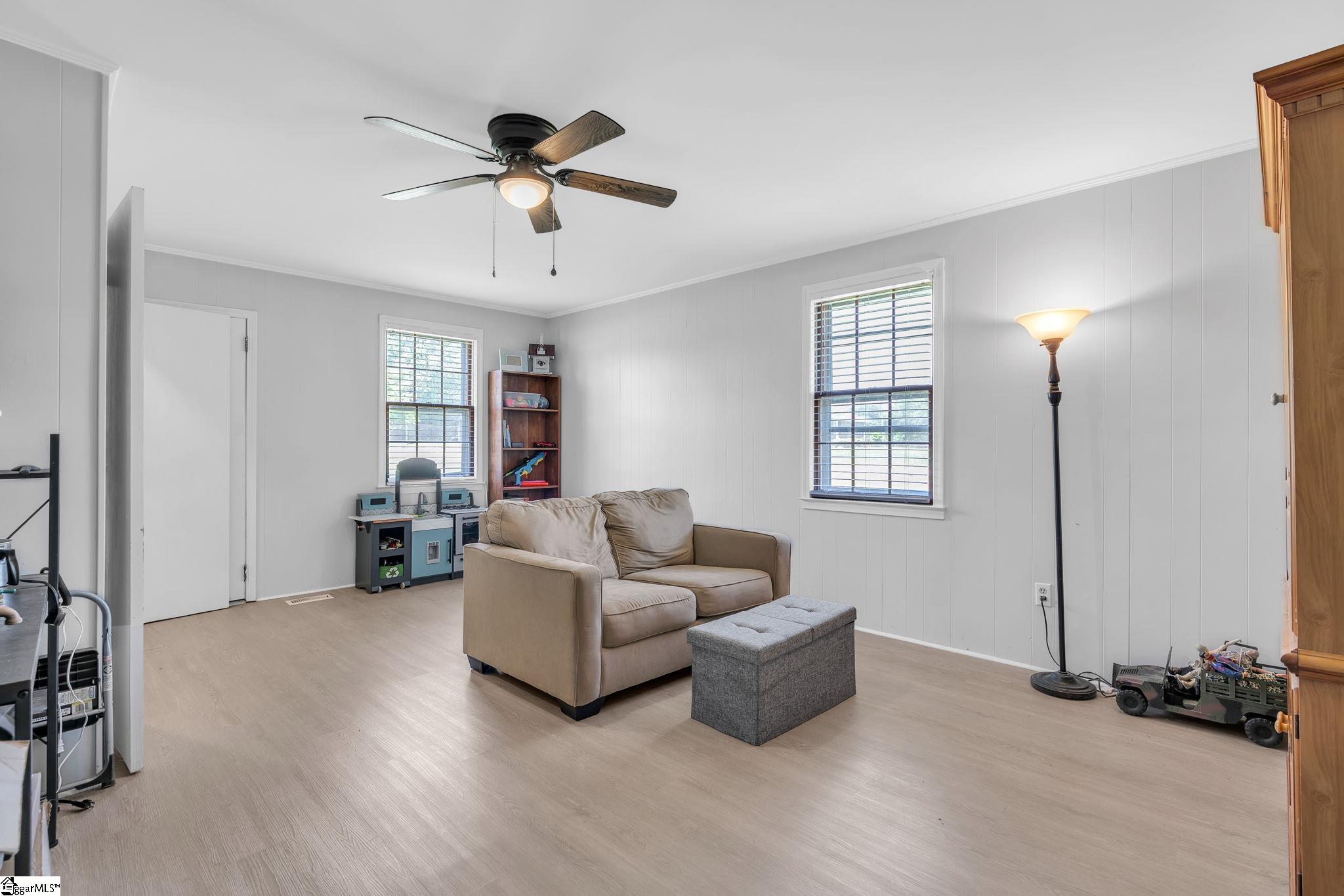 101 Colonial Lane Simpsonville, SC 29681 - Photo 15 of 43