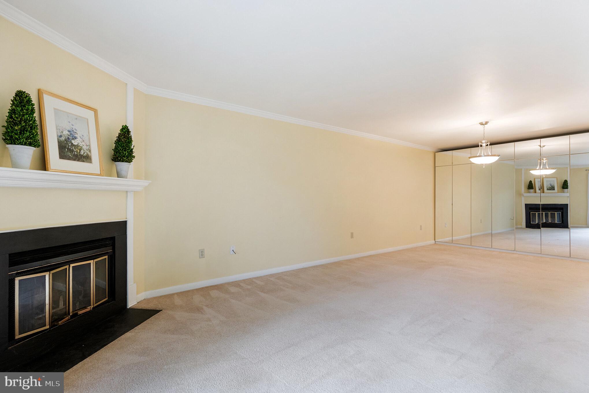 311 Valley Stream Lane Chesterbrook, PA 19087 - Photo 5 of 15 Gallery Image 5