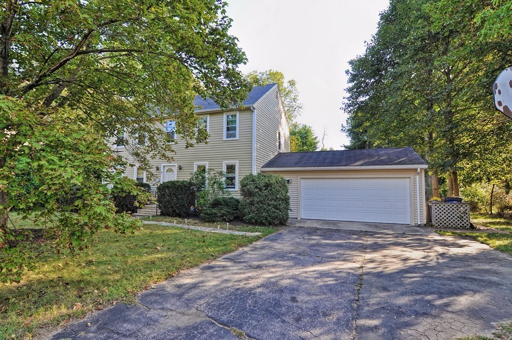 3 Roberta Road Sharon, MA 02067 - Photo 2 of 30 Gallery Image 2