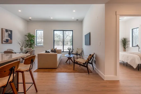 $4,500 | 1060 Main Street, Unit 307, Millis, MA 02054