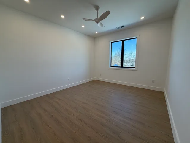 $4,500 | 1060 Main Street, Unit 307, Millis, MA 02054