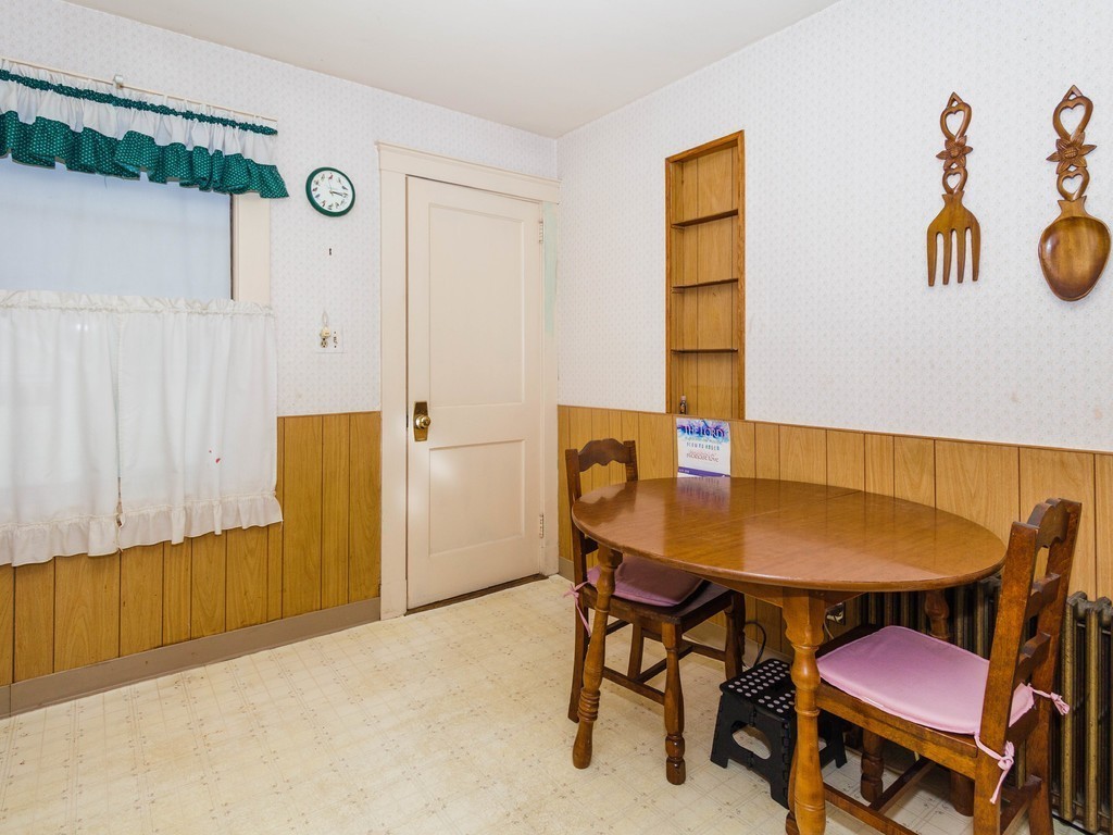114 Thornton Road Waltham, MA 02453 - Photo 12 of 25 Gallery Image 12