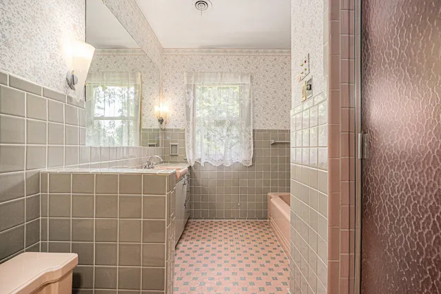 $359,900 | 2705 Bronson Boulevard, Kalamazoo, MI 49008