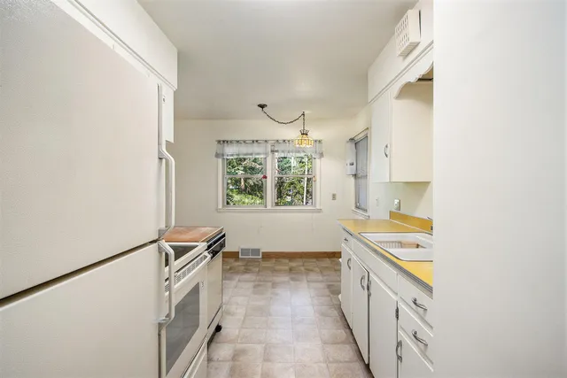 $359,900 | 2705 Bronson Boulevard, Kalamazoo, MI 49008