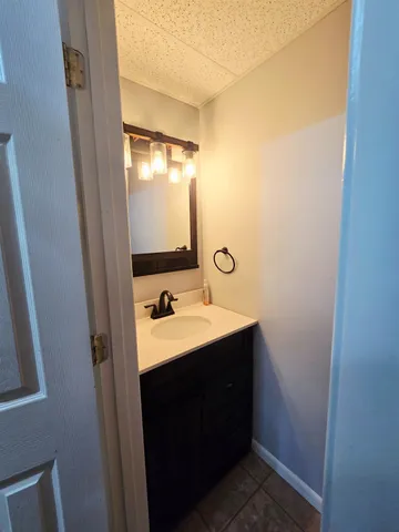 $674,000 | 7158 East County Road 200 North, Milan, IN 47031