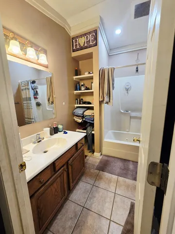 $674,000 | 7158 East County Road 200 North, Milan, IN 47031