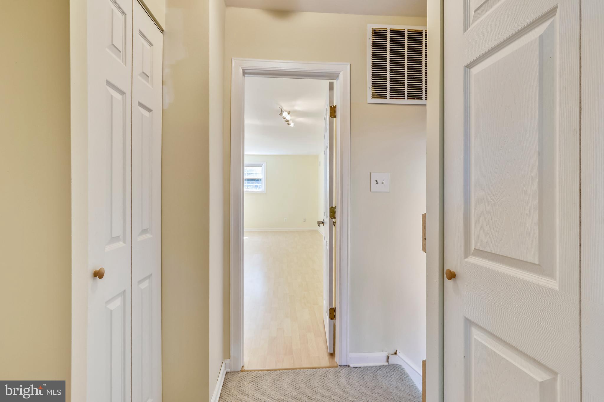 400 University Boulevard West Silver Spring, MD 20901 - Photo 21 of 56 Hallway