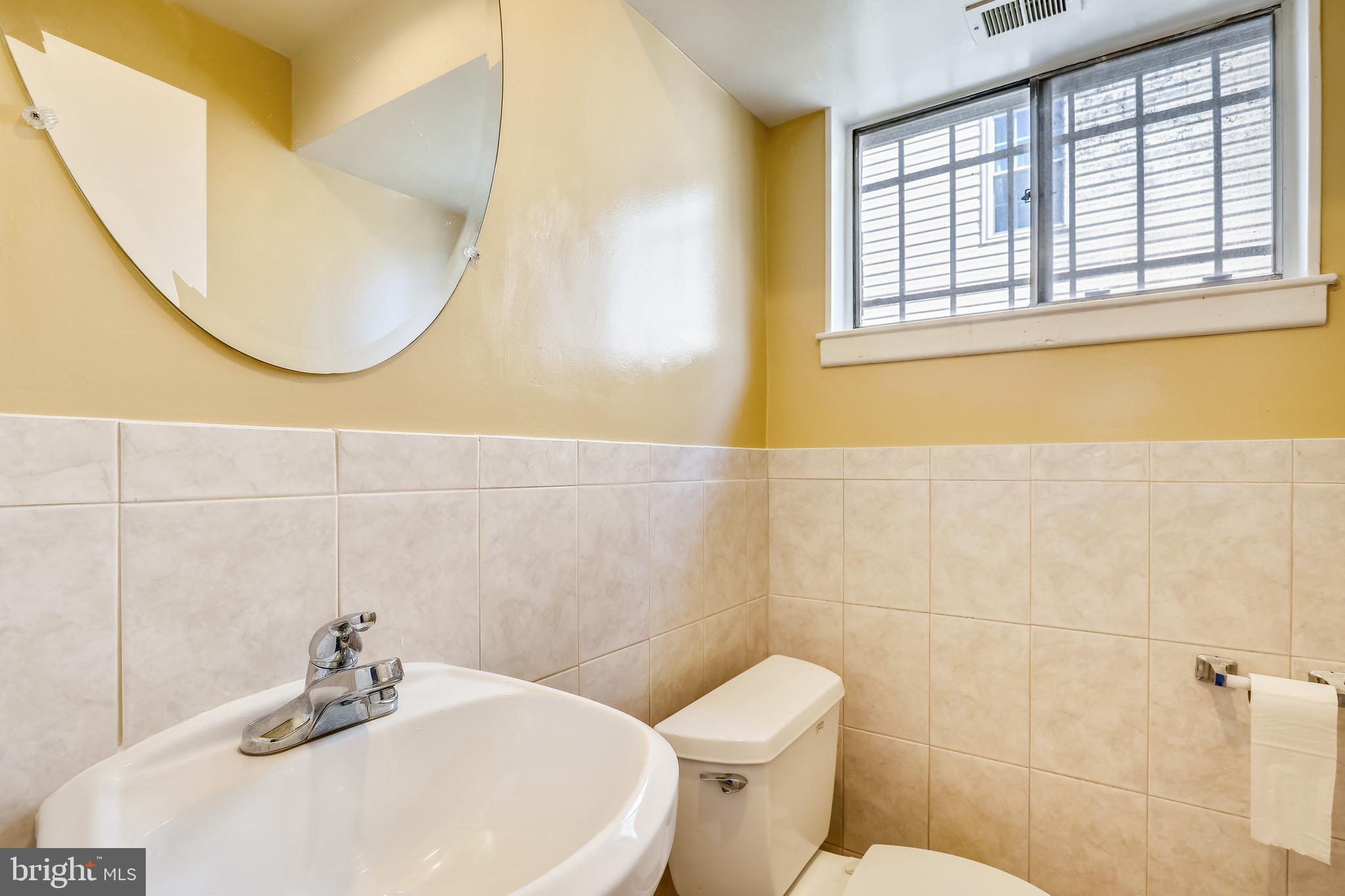 400 University Boulevard West Silver Spring, MD 20901 - Photo 39 of 56 Powder Room