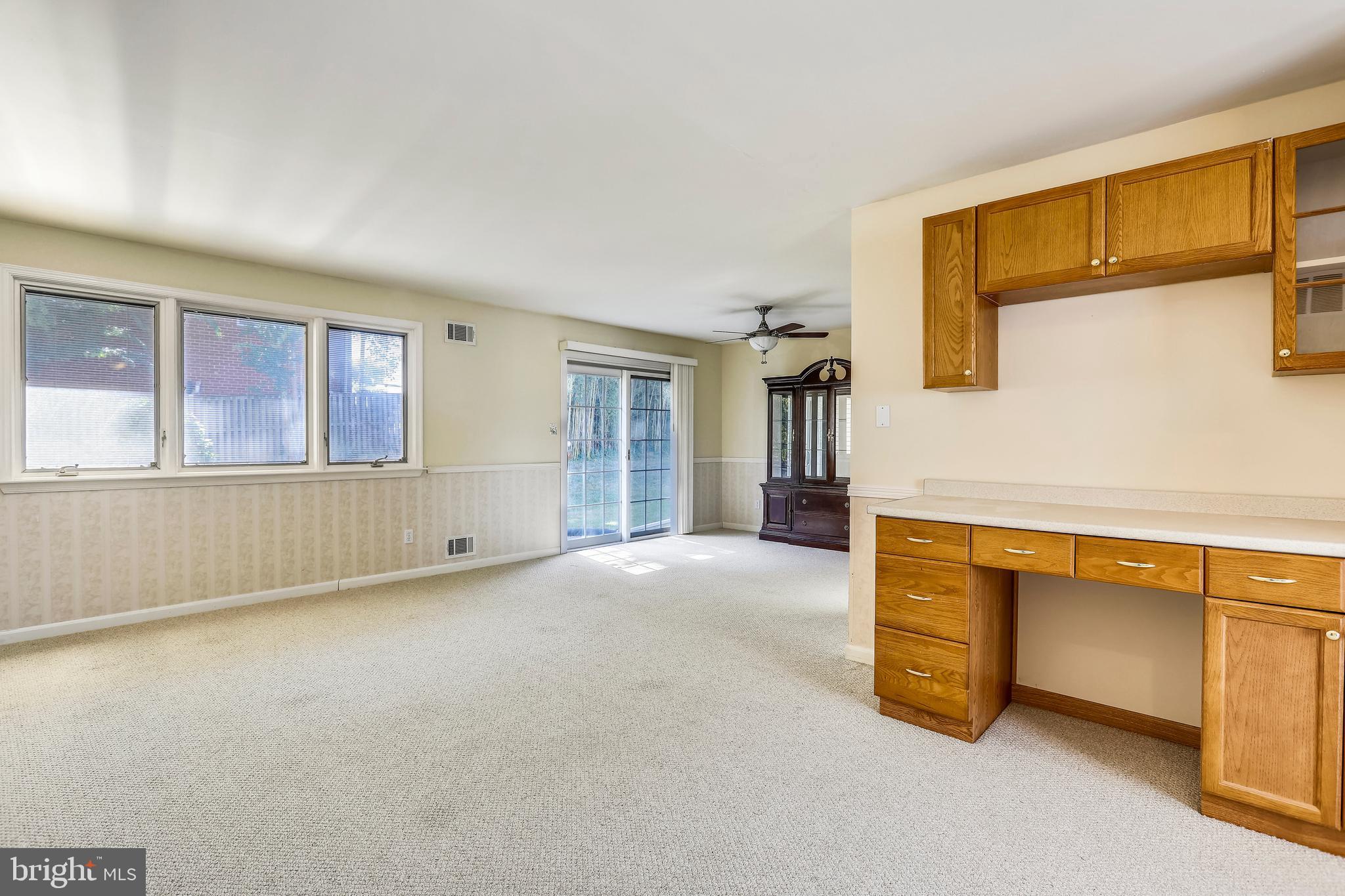 400 University Boulevard West Silver Spring, MD 20901 - Photo 6 of 56 Living Room