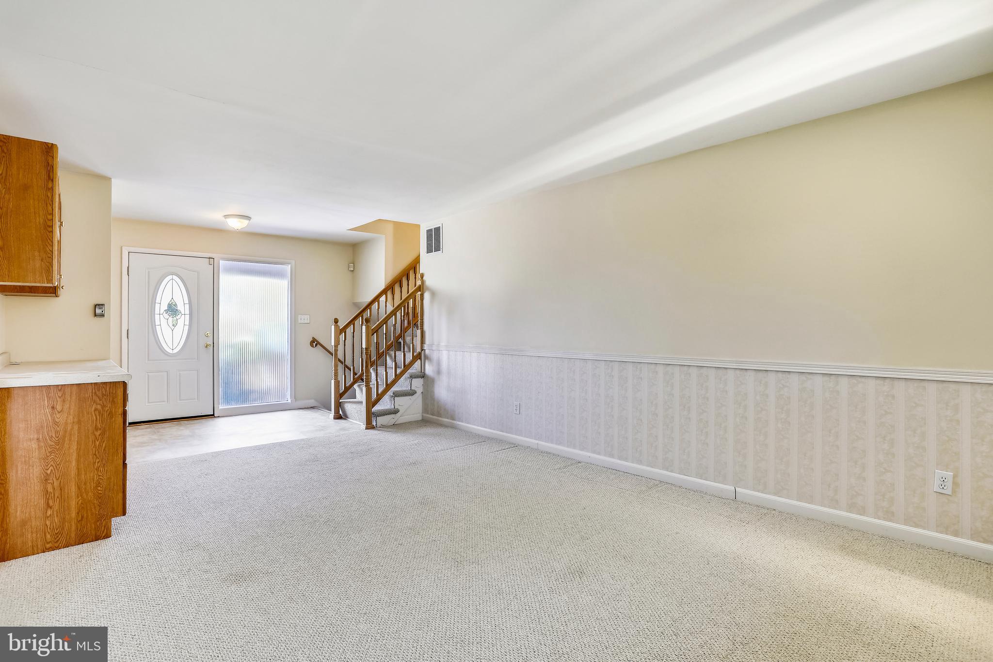 400 University Boulevard West Silver Spring, MD 20901 - Photo 8 of 56 Living Room