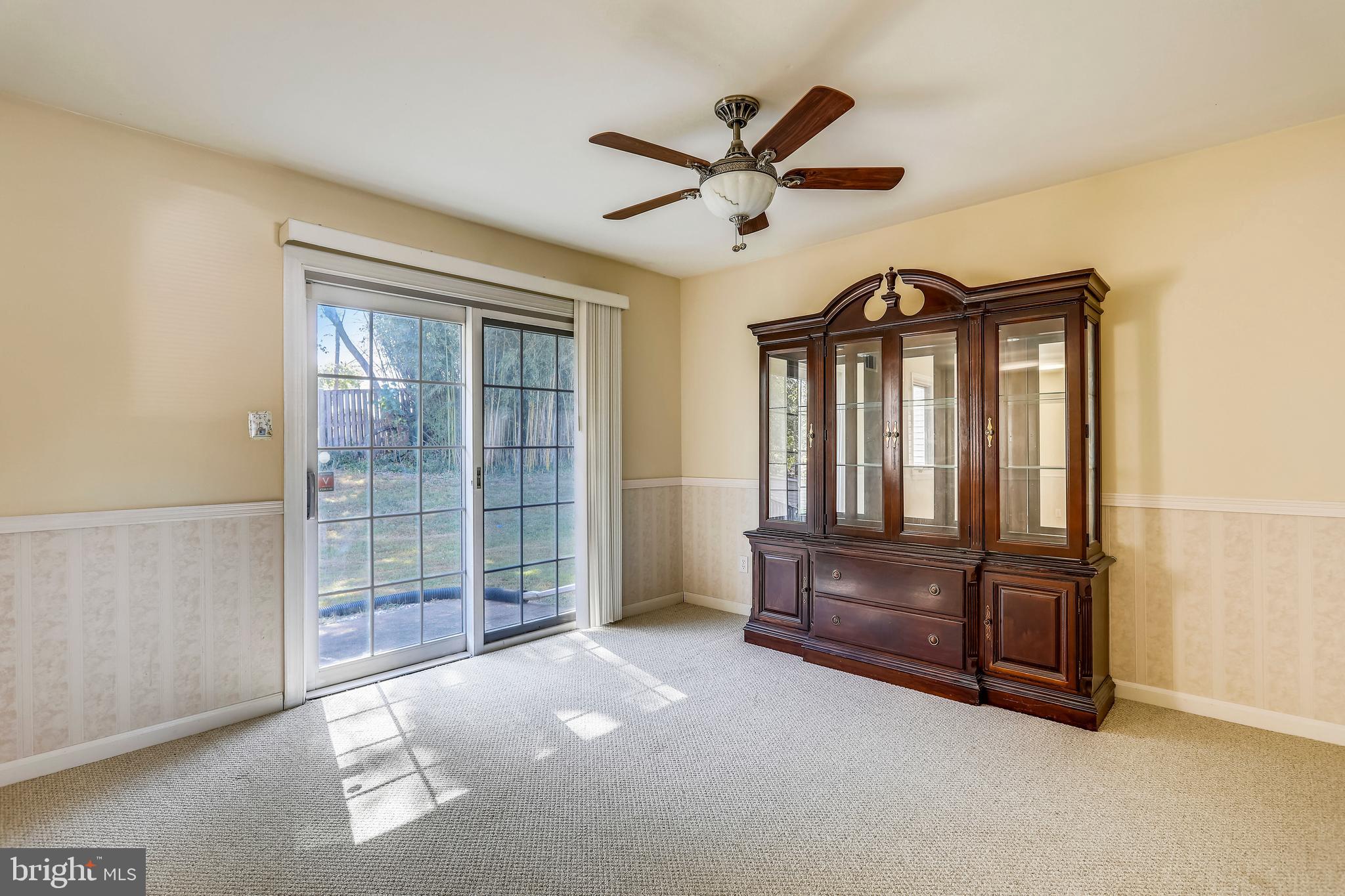 400 University Boulevard West Silver Spring, MD 20901 - Photo 9 of 56 Dining Room