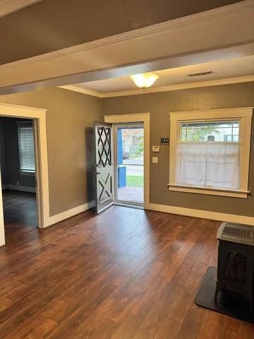 $360,000 | 1261 North Glenn Avenue, Fresno, CA 93728