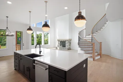 $2,999,995 | 8124 Boiling Spgs Place, Brentwood, TN 37027