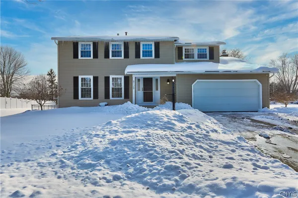 $410,000 | 8128 Balsamwood Lane, Clay, NY 13090