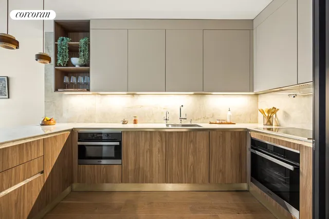 $825,000 | 21 Lefferts Place, Unit 3R | Clinton Hill