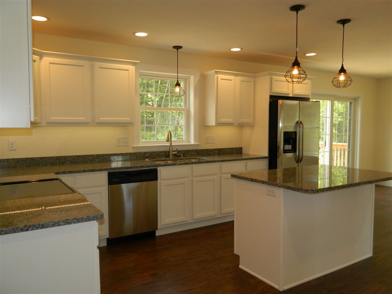 125 Turnpike Road Northfield, NH 03276 - Photo 9 of 26 Gallery Image 9