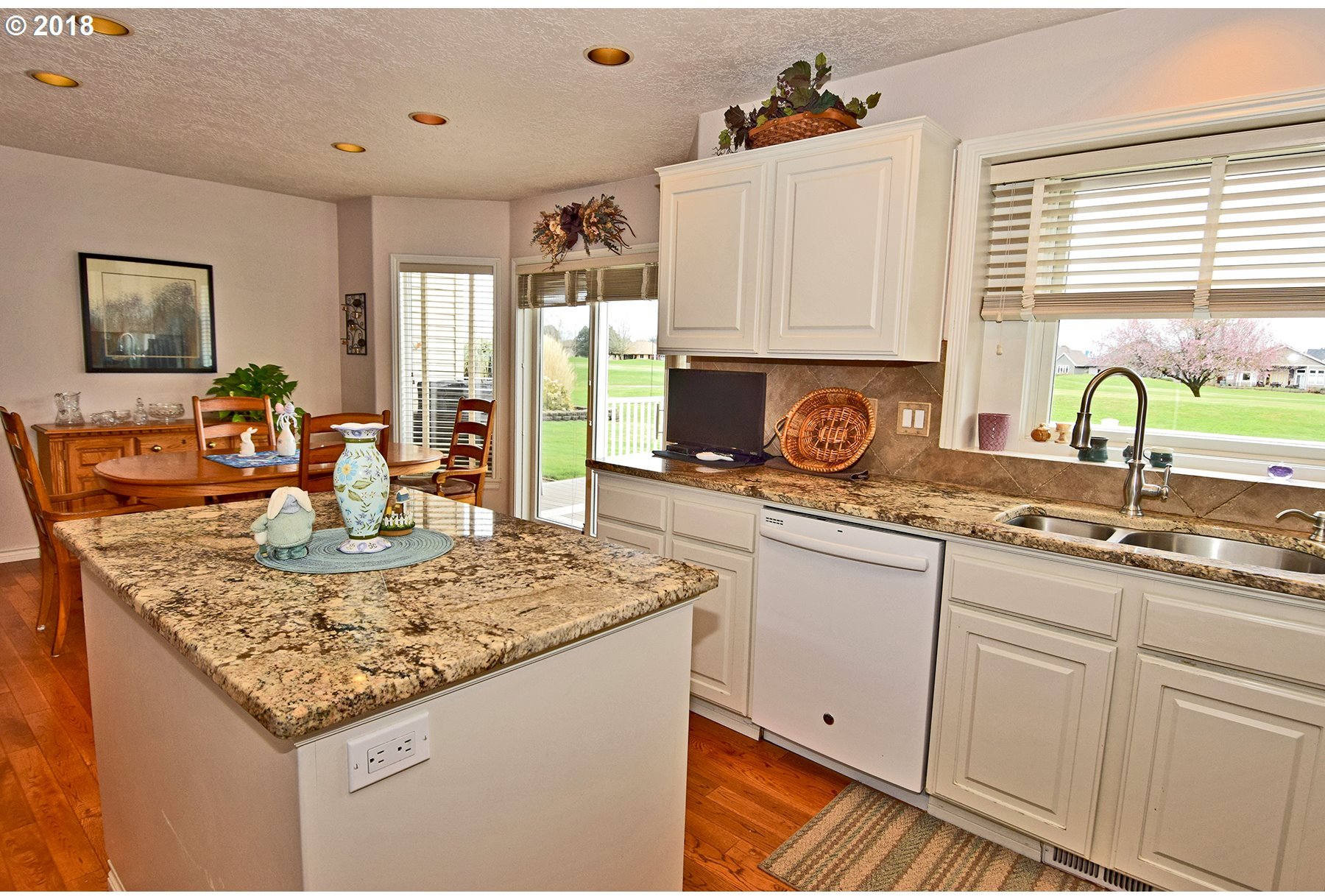 2310 Miller Farm Road Woodburn, OR 97071 - Photo 9 of 32 Gallery Image 9