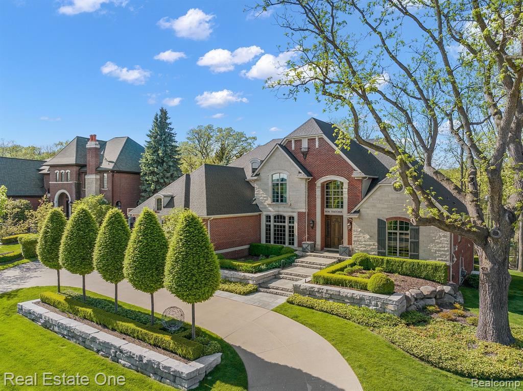 3636 Thatcher Court Rochester Hills, MI 48309 - Photo 2 of 98
