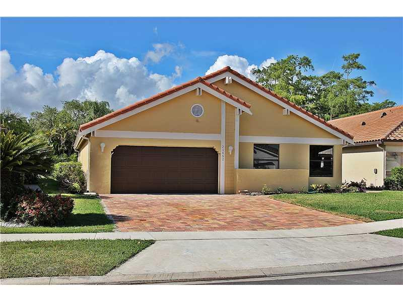 21452 Bridgeview Drive Boca Raton, FL 33428 - Photo 1 of 11 Exterior Front
