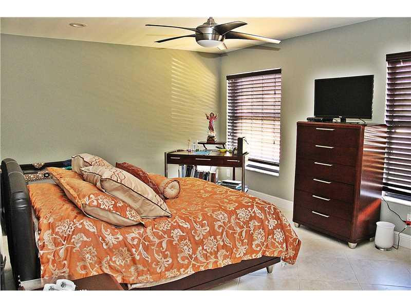 21452 Bridgeview Drive Boca Raton, FL 33428 - Photo 7 of 11 Bedroom