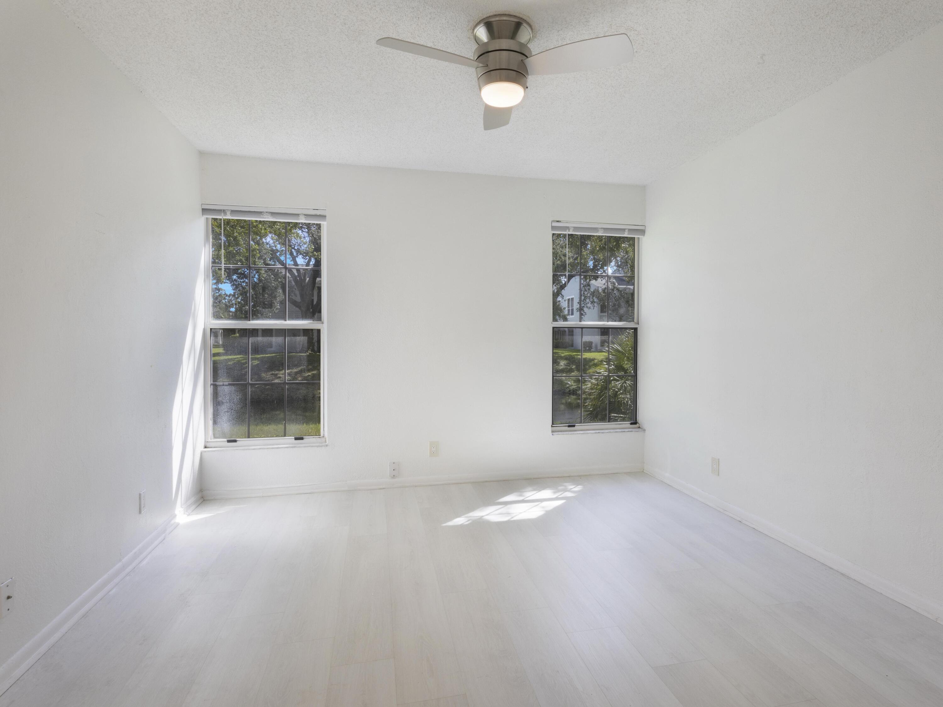 6245 Old Court Road, Unit 102 Boca Raton, FL 33433 - Photo 23 of 39 Bedroom 3 1