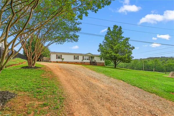 $280,000 | 1149 Plantation Way, Trinity, NC 27370