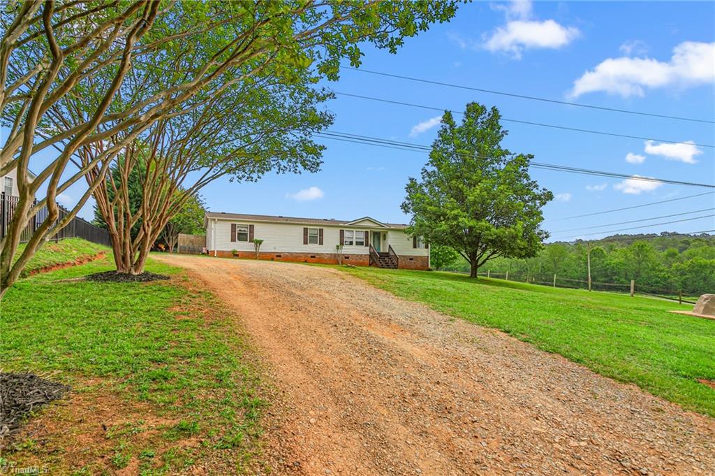 1149 Plantation Way Trinity, NC 27370 - Photo 1 of 45