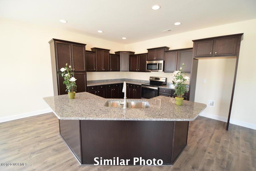 104 Colonial Post Road Jacksonville, NC 28546 - Photo 8 of 26 127 Kitchen 2