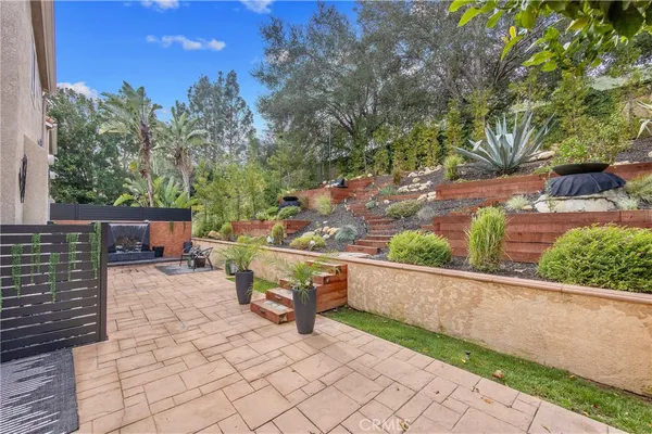 $1,150,000 | 133 Concerto Drive, Oak Park, CA 91377