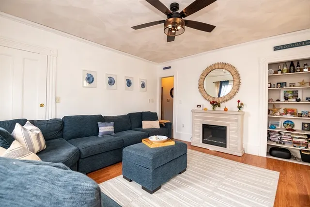 $619,900 | 156 Bridge Street, Unit B, Salem, MA 01970