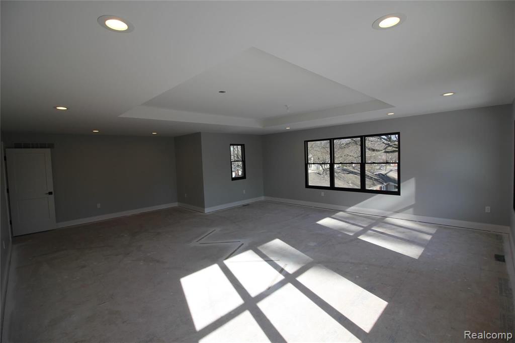 1636 Derby Road Birmingham, MI 48009 - Photo 36 of 46
