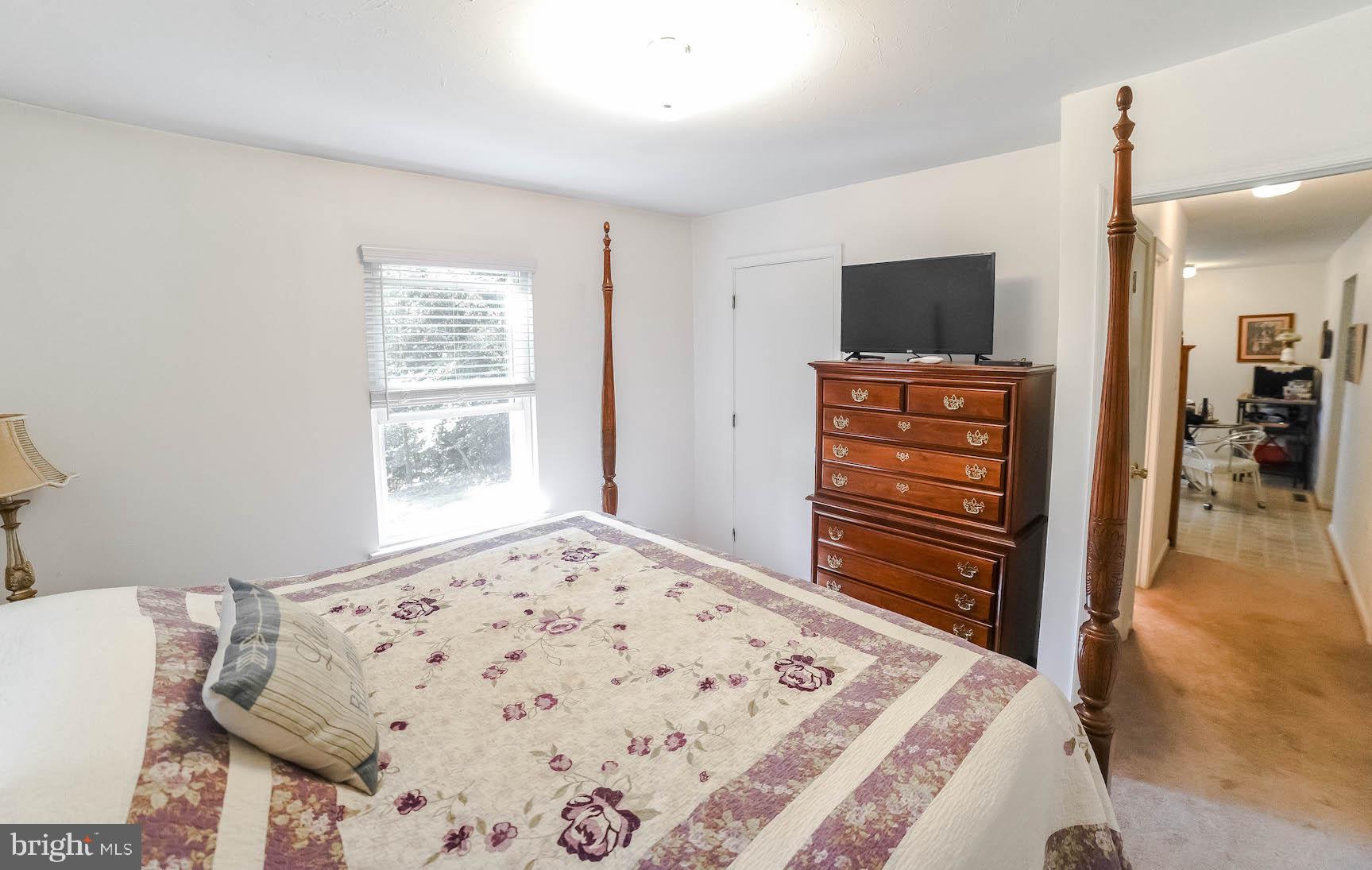 25102 Riva Lane Hollywood, MD 20636 - Photo 11 of 40 Bedroom #3 view toward hallway