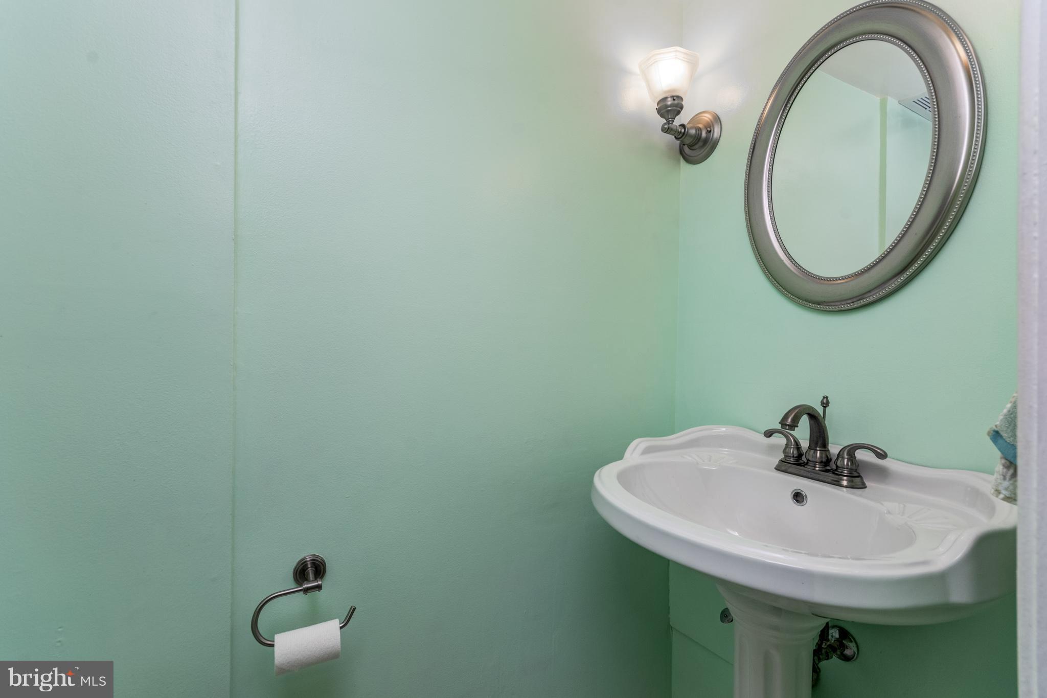 9945 Boise Road Laurel, MD 20708 - Photo 10 of 27 Powder Room off foyer
