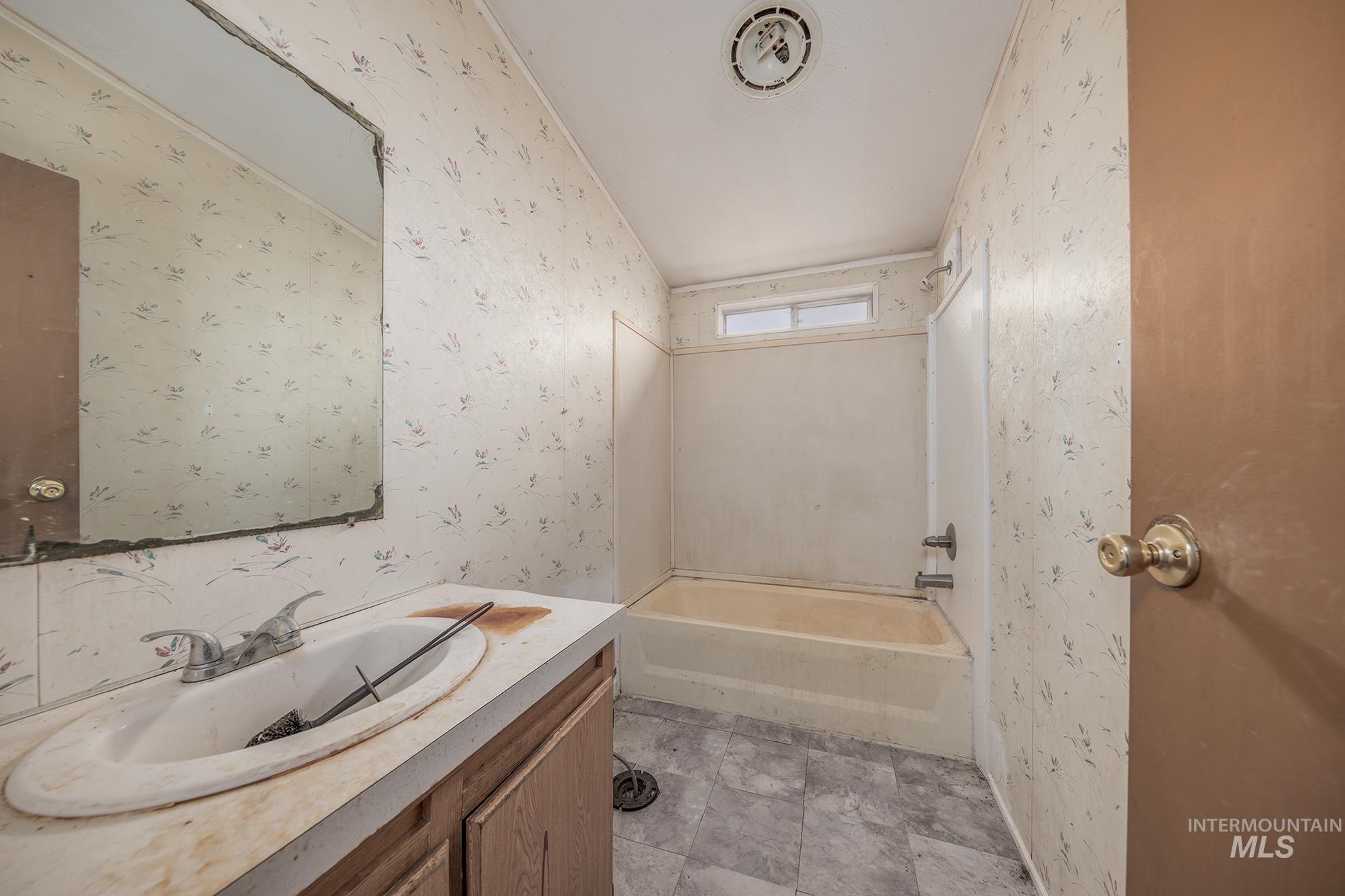 1445 Southeast Claude Road Ontario, OR 97914 - Photo 14 of 35