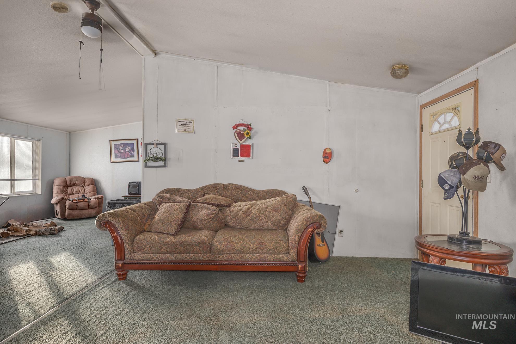 1445 Southeast Claude Road Ontario, OR 97914 - Photo 4 of 35