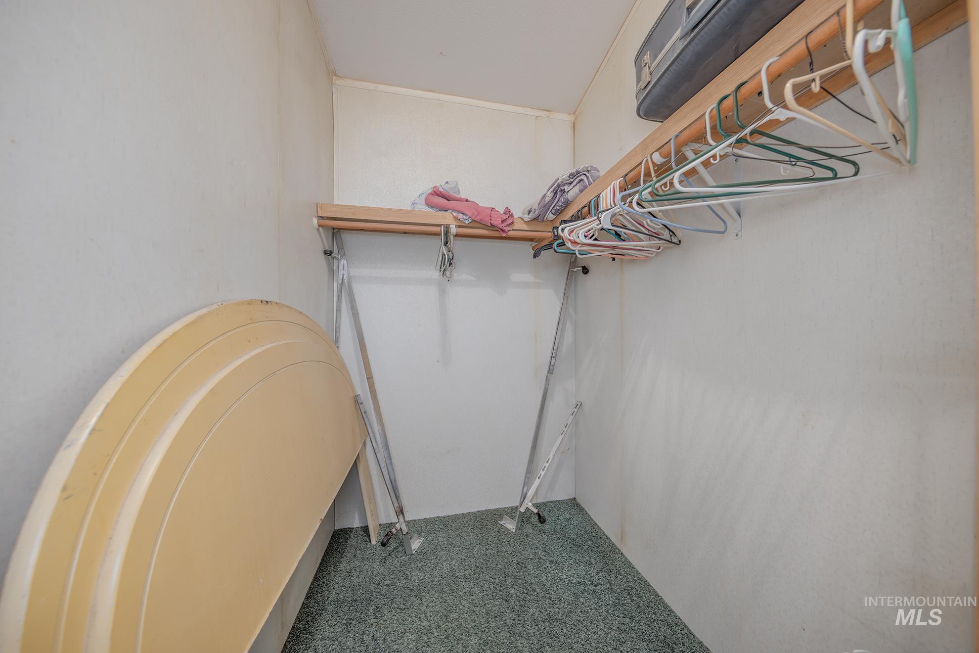 1445 Southeast Claude Road Ontario, OR 97914 - Photo 10 of 35