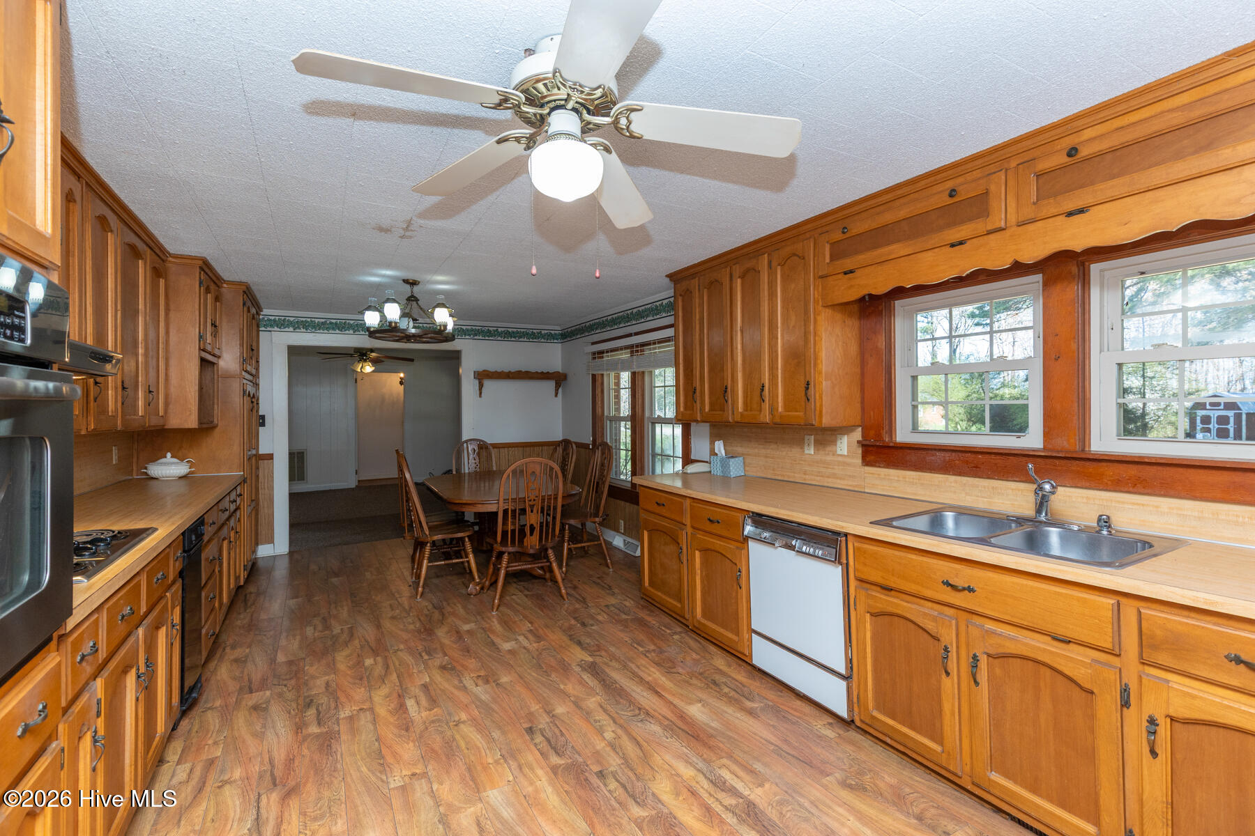 600 Mt Carmel Road Carthage, NC 28327 - Photo 5 of 33 kitchen1
