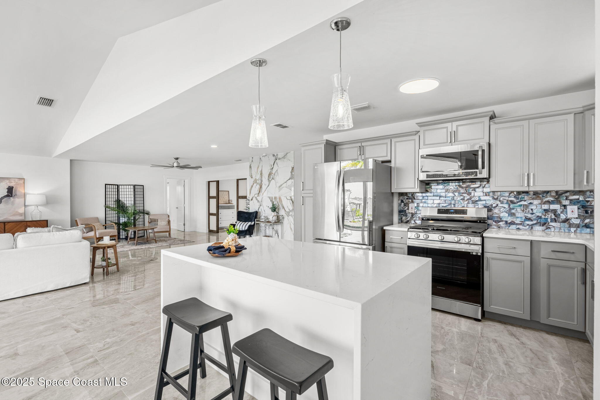 4527 Coquina Ridge Drive Melbourne, FL 32935 - Photo 12 of 102 27-web-or-mls-DSC06132-HDR