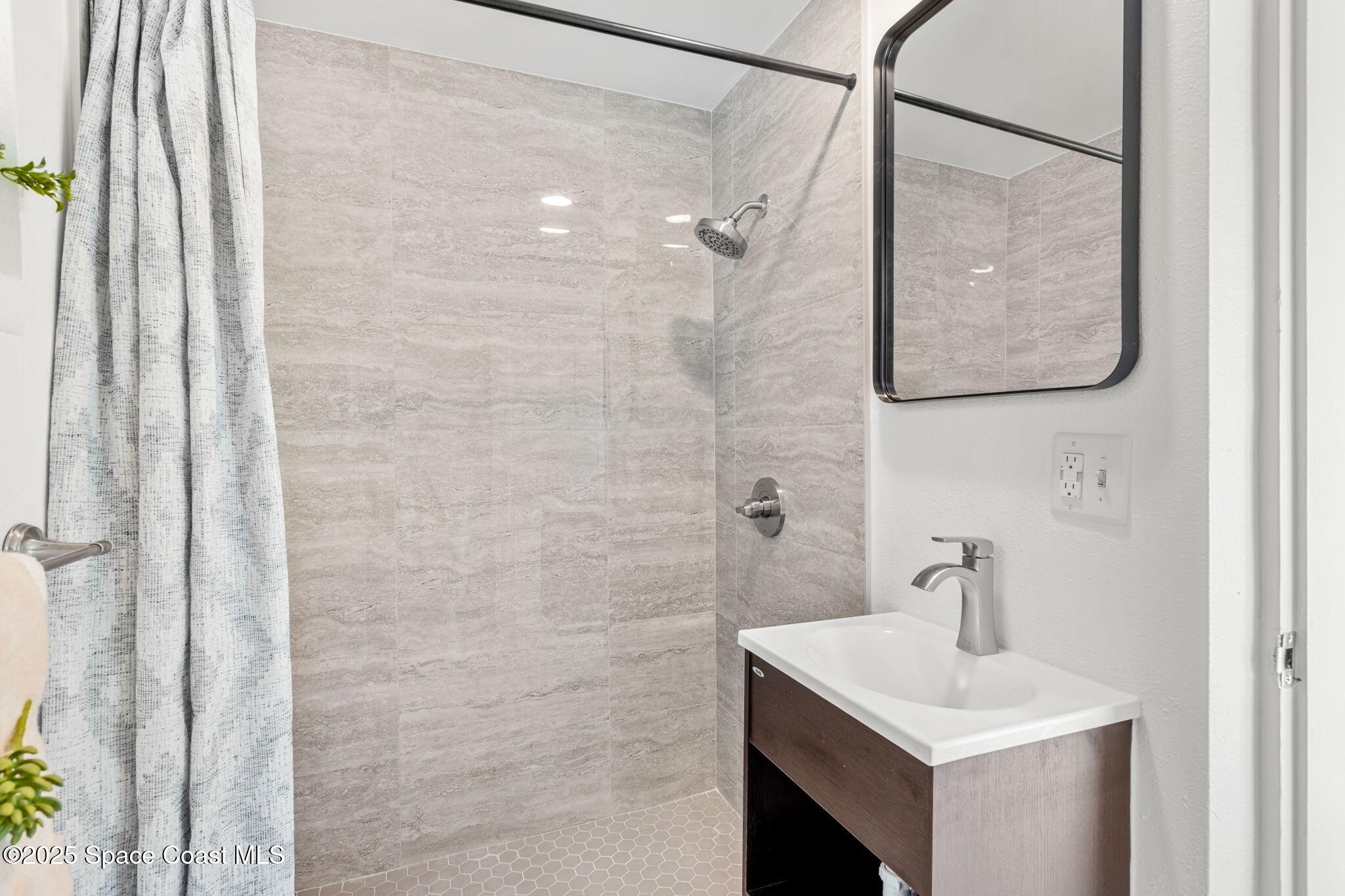 4527 Coquina Ridge Drive Melbourne, FL 32935 - Photo 54 of 102 44-web-or-mls-DSC06017-HDR