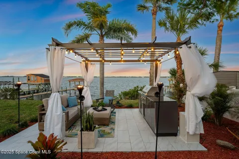 $919,900 | 4527 Coquina Ridge Drive, Melbourne, FL 32935