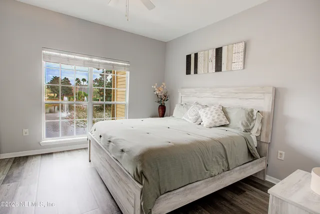 $197,900 | 7800 Point Meadows Drive, Unit 724, Jacksonville, FL 32256