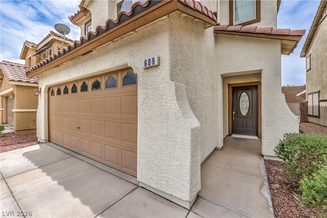 609 Monument Point Street Henderson, NV 89002 - Photo 2 of 29 Approximately 1,577 Sqft of Living Space,
3 Bedrooms, 2.5 Baths, 2 Car Garage