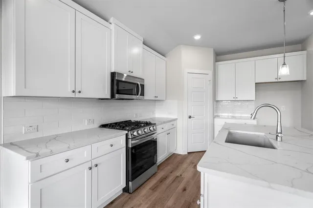 $420,000 | 623 Kyle Drive, Tioga, TX 76271