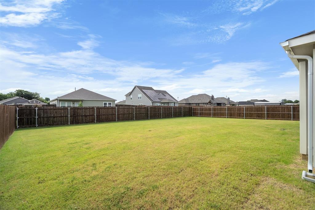 623 Kyle Drive Tioga, TX 76271 - Photo 39 of 40