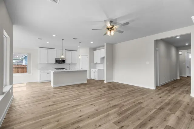 $420,000 | 623 Kyle Drive, Tioga, TX 76271