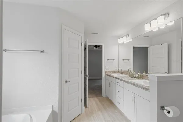 $410,000 | 14351 Carolina Chickadee Road, Weeki Wachee, FL 34614