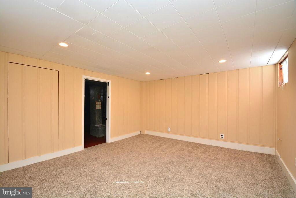 19 Cardinal Road Essex, MD 21221 - Photo 17 of 23 a view of an empty room