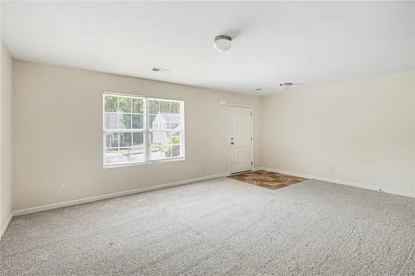 $325,000 | 1160 Pebble Ridge Drive, Hampton, GA 30228