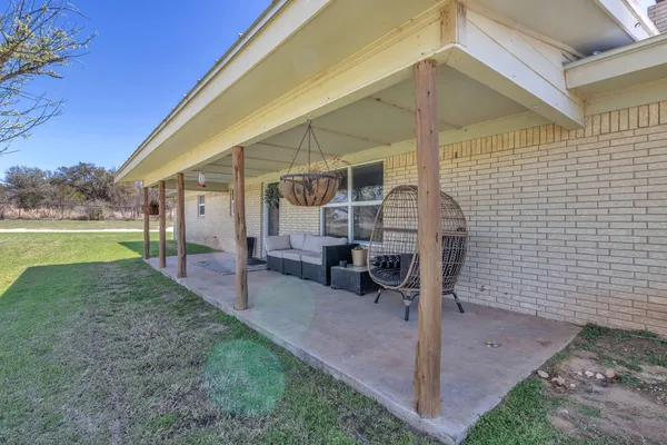 a view of a outdoor space